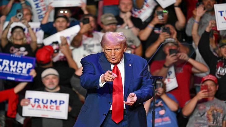 Donald Trump at an election rally in Pennslyvania